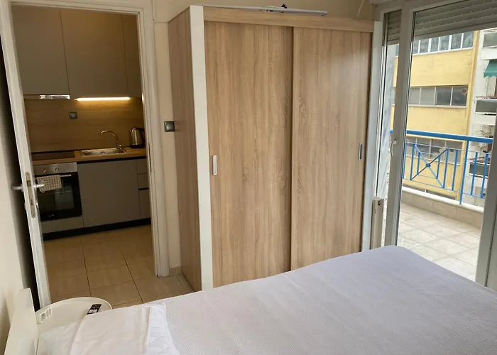 Apartament Modern In *